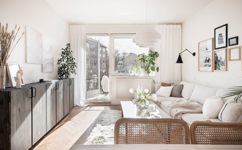 Piso con decoracion nordica y habitaciones con mucha luz salon en color blanco 00000000 c4a57276 231117094022 1280x794